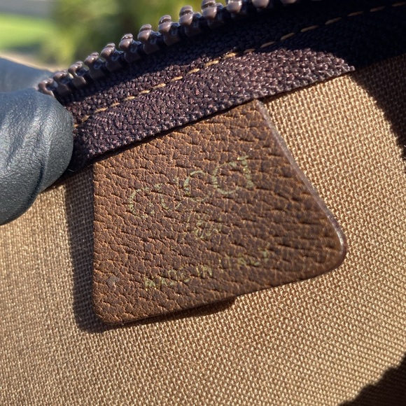 Gucci Plus cluth rare - Picture 7 of 9